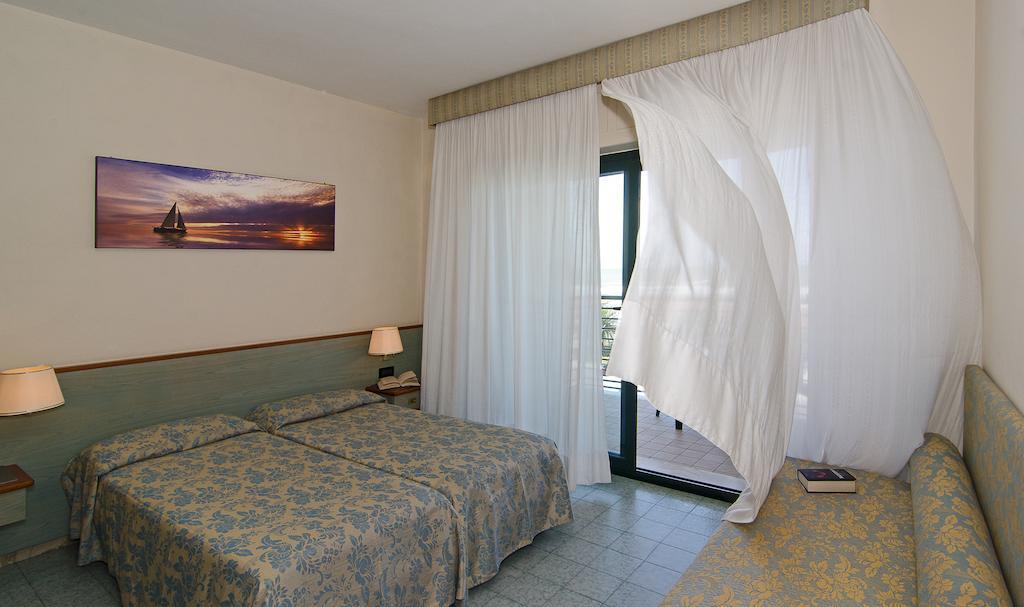 Hotel Paris Lido di Camaiore Værelse billede