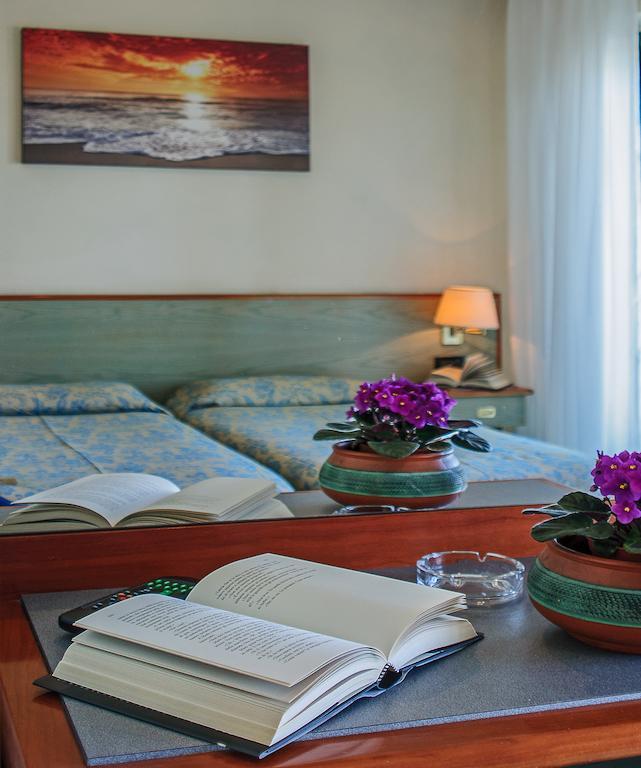 Hotel Paris Lido di Camaiore Eksteriør billede